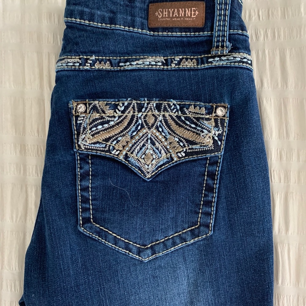Shyanne bootcut jeans. Size 32. 32” inseam